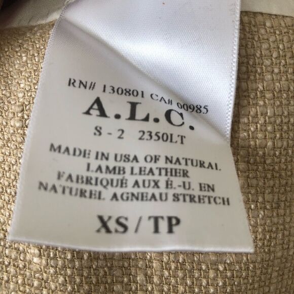 A.l.c. Leather-Trimmed Linen Coated Shorts - Picture 9 of 10